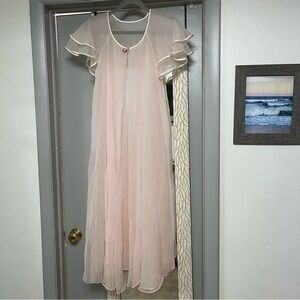 Val Mode vintage blush pink chiffon babydoll nightgown